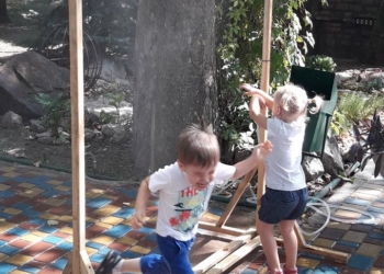 И в Николаевском зоопарке для посетителей появилась «водяная арка»