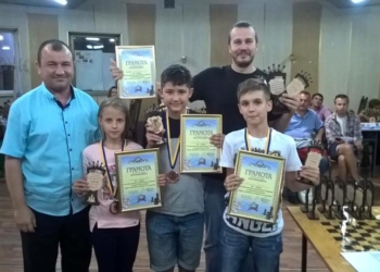 Сборная Николаевской области по шахматам до 12 лет – чемпионы Украины по блицу!