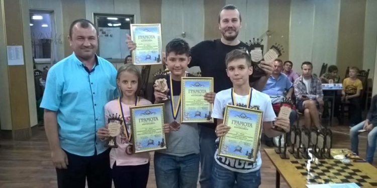 Сборная Николаевской области по шахматам до 12 лет – чемпионы Украины по блицу!