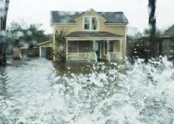 Бушующий «Харви»: в Хьюстоне – катастрофическое наводнение, минимум пять погибших