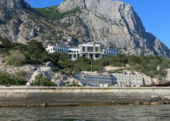 Вилла Януковича в Крыму перешла в собственность друзей Путина – СМИ