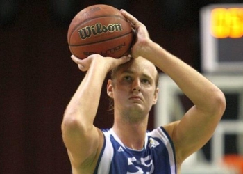 Украинский центровой Константин Аникиенко возвращается в МБК “Николаев”