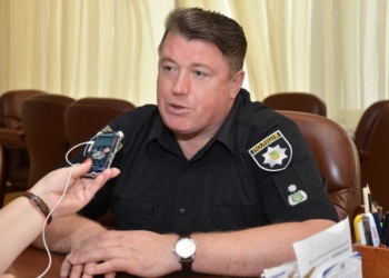 Начальника полиции охраны задержали на взятке