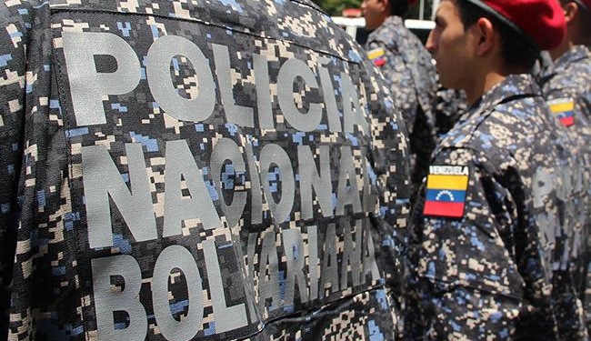 В Венесуэле мятежники захватили военную базу