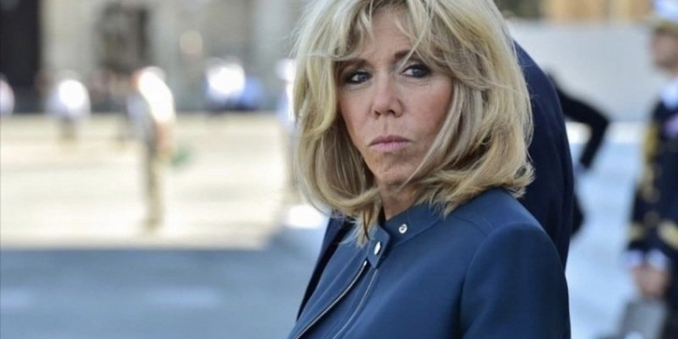 Во Франции не будет первой леди: жене Эммануэля Макрона Бриджит отказали в предоставлении этого статуса