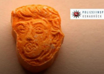 В Германии полиция конфисковала 5 тысяч таблеток экстази в форме головы Трампа