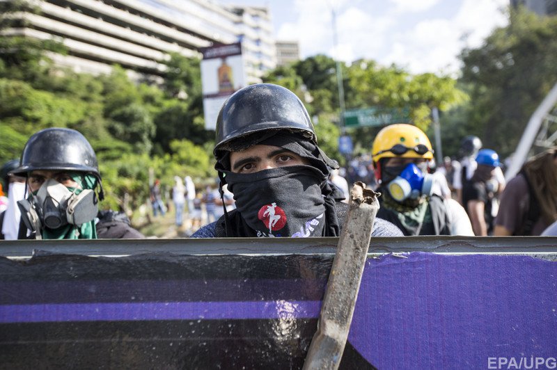 В Венесуэле спецслужбы увезли в неизвестном направлении двух лидеров оппозиции 3
