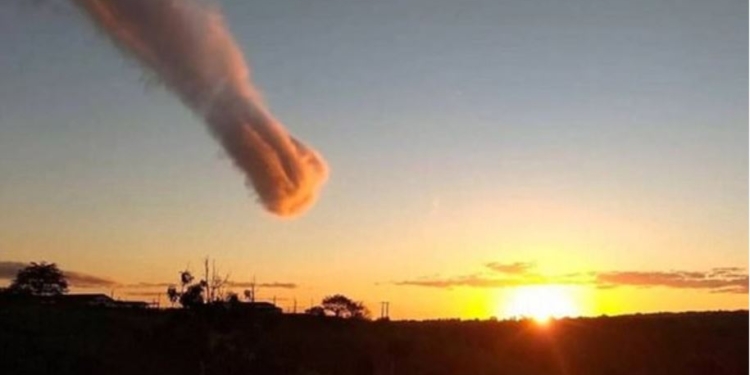 Рука бога. В Бразилии переполох из-за страшных облаков