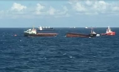 Судно, возившее сырье в Крым, потерпело крушение у входа в Босфор