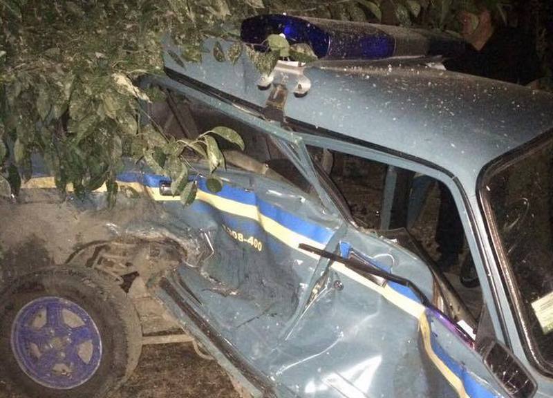 В Одесской области пьяный водитель Nissan протаранил полицейское авто, участковый в тяжелом состоянии 1