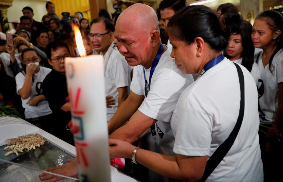 На Филиппинах более 1 тысячи человек вышли на протест против антинаркотических рейдов 5