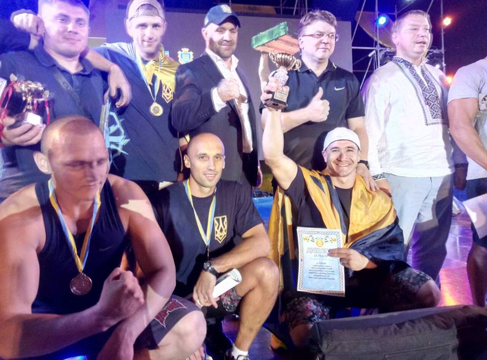 Николаевские полицейские-спецназовцы выиграли первенство на турнире по кроссфиту среди силовиков 5