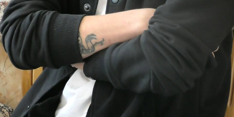 Ему на развлечения не хватало: в Николаеве 22-летний парень регулярно обкрадывал свою мать, а один раз обворовал родственника своей девушки