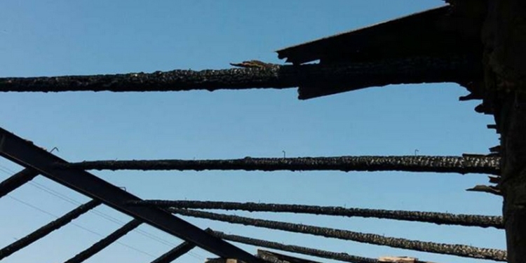 В Николаевской области сгорели склад, летняя кухня и хозпостройка