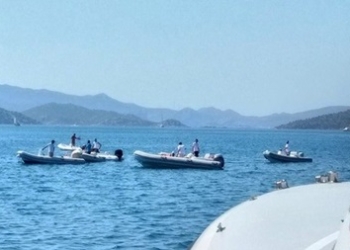 В Турции затонуло судно с туристами: есть жертвы