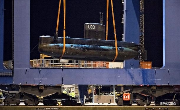 Подлодку Наутилус подняли, но пропавшую журналистку не нашли