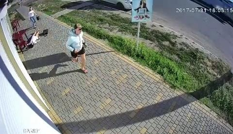 В Первомайске разыскивают мужчину, который нокаутировал женщину посреди улицы