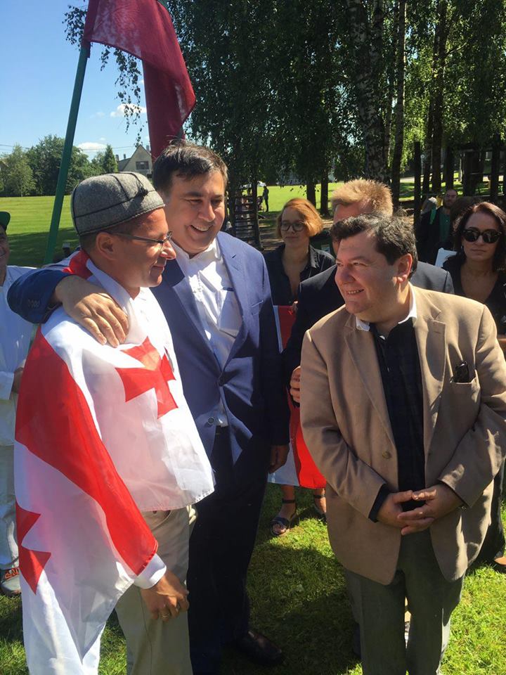 В годовщину агрессии РФ против Грузии Саакашвили прибыл в Литву - на митинг 7