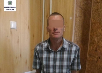 В Николаеве патрульные оперативно поймали неудачливого уличного грабителя