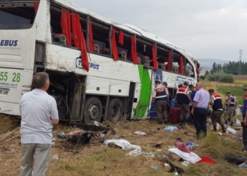 В Турции перевернулся автобус: 5 человек погибли, 36 пострадали