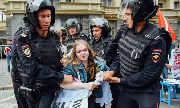 В РФ протестовали против цензуры в Интернете. Более 10 задержанных