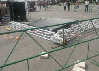 В Умани во время концерта ко Дню Независимости на детей упало сценическое оборудование – пострадали шесть детей