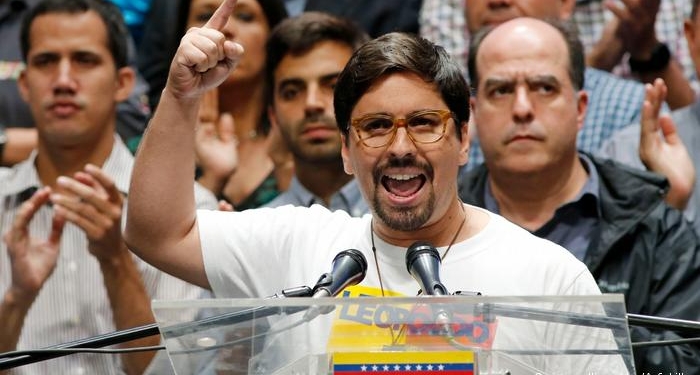 А вот и нет. Парламент Венесуэлы отказался распускаться