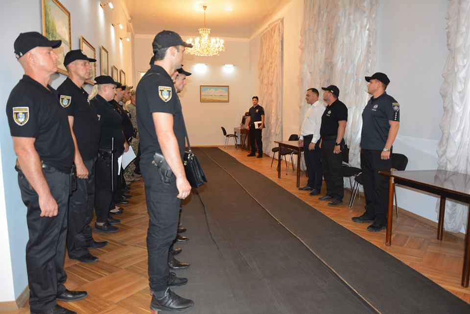 Чтобы доказать право служить в полиции: на четырехмесячную стажировку в Донецкую область отправился первый сводный отряд полицейских Николаевщины 9