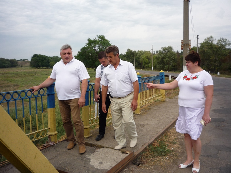 Мост через Мертвовод в Братском отремонтируют за 3,5 млн. грн. - нардеп выбил субвенцию в Кабмине 11