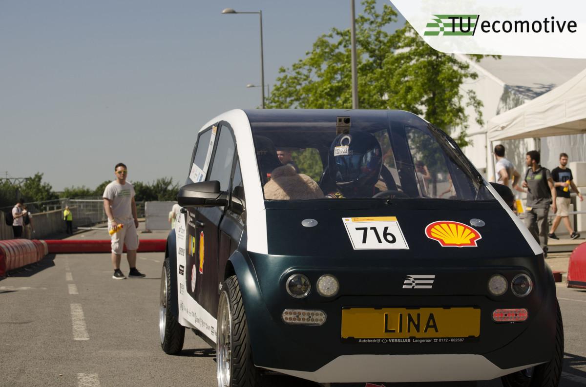 В Голландии построили электромобиль из сахарной свеклы и льна