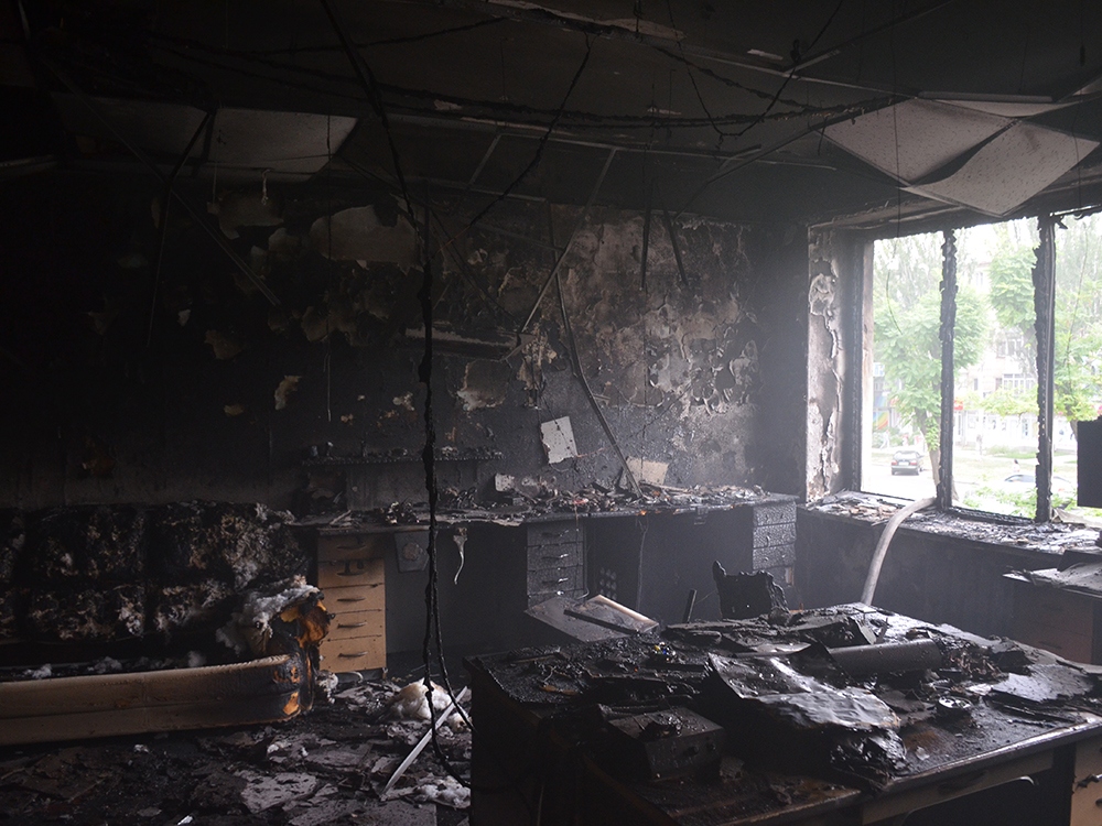 В Николаеве сгорела зуботехническая лаборатория – одного из сотрудников пришлось «откачивать» 11