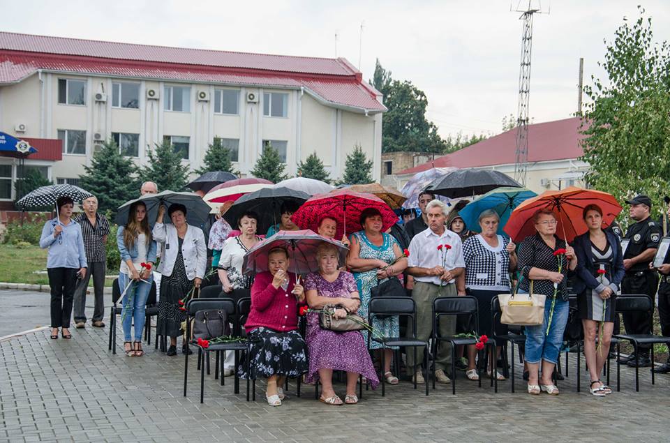 В Николаеве почтили память 48 погибших при исполнении сотрудников полиции 11