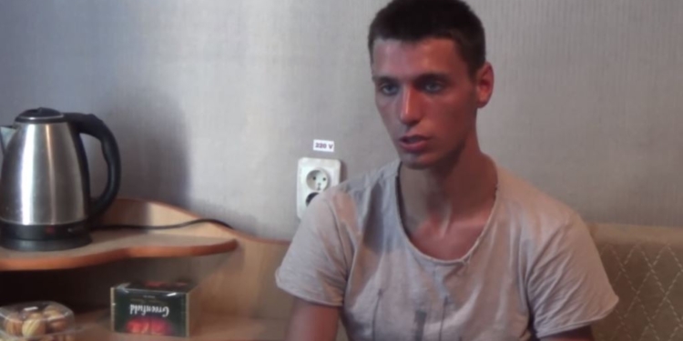 Парень, который доплыл до Крыма на батуте, сошел с ума