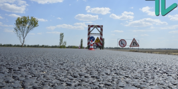 В этом году в Николаевской области будет сдано 70 км дорог, – Гройсман
