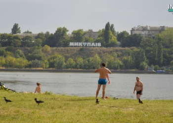 Боятся ли николаевцы холеры? Пляжный репортаж