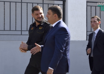 Премьер-министр Украины в Николаеве: ознакомился с новой котельной и подарил детской больнице оборудование