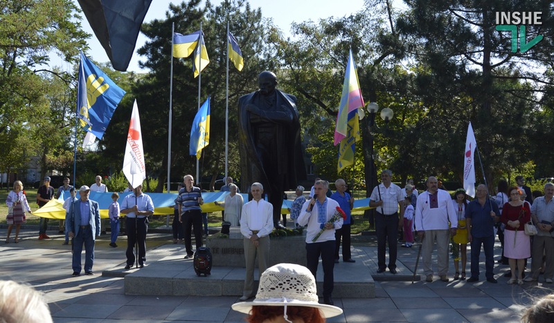 В Николаеве патриоты прошли маршем в честь Дня Независимости 10