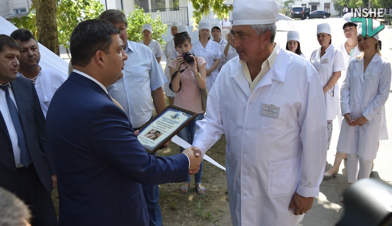 Премьер-министр Украины в Николаеве: ознакомился с новой котельной и подарил детской больнице оборудование 17