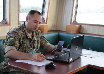 Трем иностранным морякам в Николаевском морпорту пограничники запретили сходить на берег