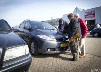 На литовских номерах. В Украине вне закона больше 50 тысяч автомобилей
