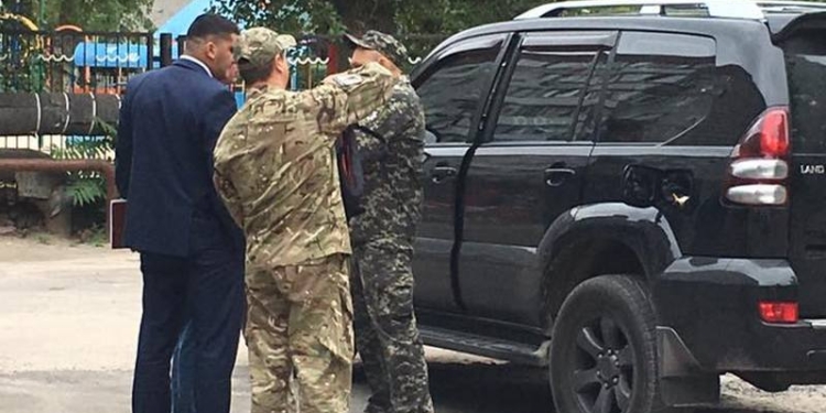 Депутату Николаевского горсовета Дмитрию Жвавому чуть не взорвали машину