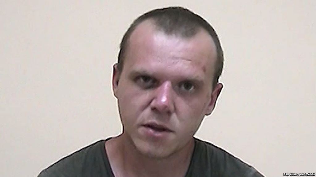 В ВСУ заявили, что задержанный в Крыму "диверсант" служил, но был уволен, отец считает, что его выкрали, в СБУ назвали всю историю фейковой 1