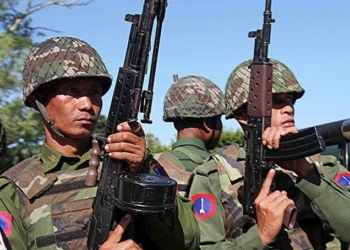 В Мьянме обострение конфликта между мусульманами и буддистами: сотня погибших, тысячи беженцев