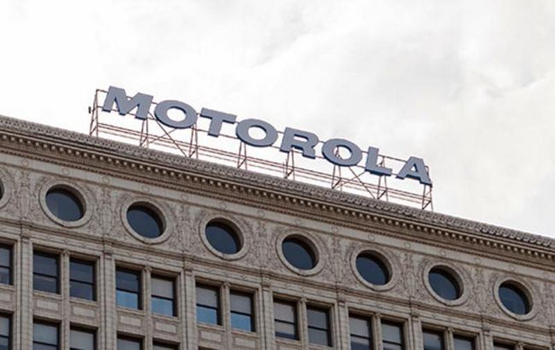 Motorola получила патент на самовосстанавливающееся стекло для смартфонов 9