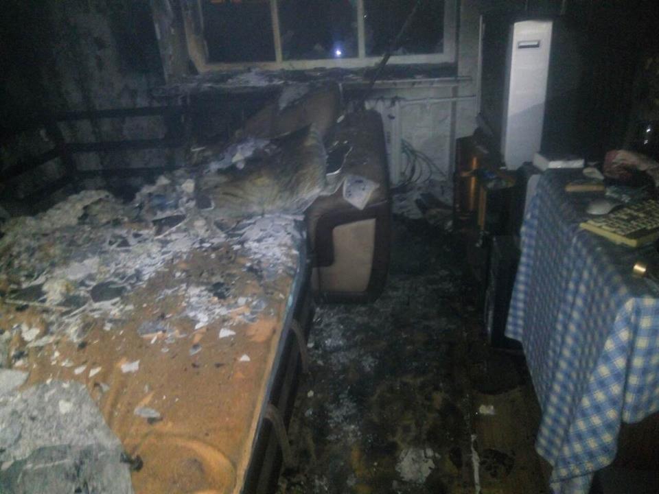 В Николаеве из-за короткого замыкания выгорела квартира в жилом доме 1