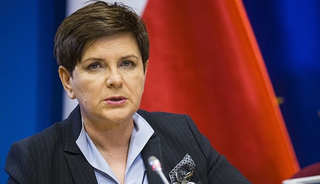 Премьер-министр Польши обвинила миграционную политику Европы в терактах