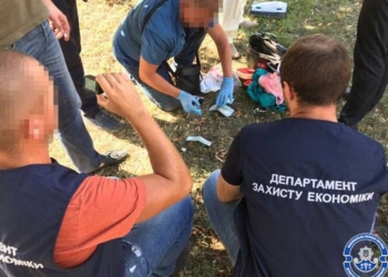 В Николаеве полиция задержала главу военно-врачебной комиссии на взятке в $1,5 тысячи