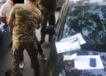 В Николаеве военный пенсионер, за $1,5 тыс. пообещавший девушке, что ее жених не отправится в зону АТО, арестован, но может выйти под залог