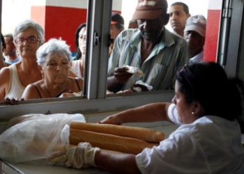 Накормить почти 700 тысяч человек: пострадавшей от «Ирмы» Кубе ООН выделит почти $6 млн.