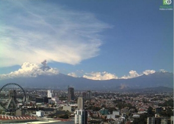 «Красная тревога»: после землетрясения в Мексике проснулся Попокатепетль